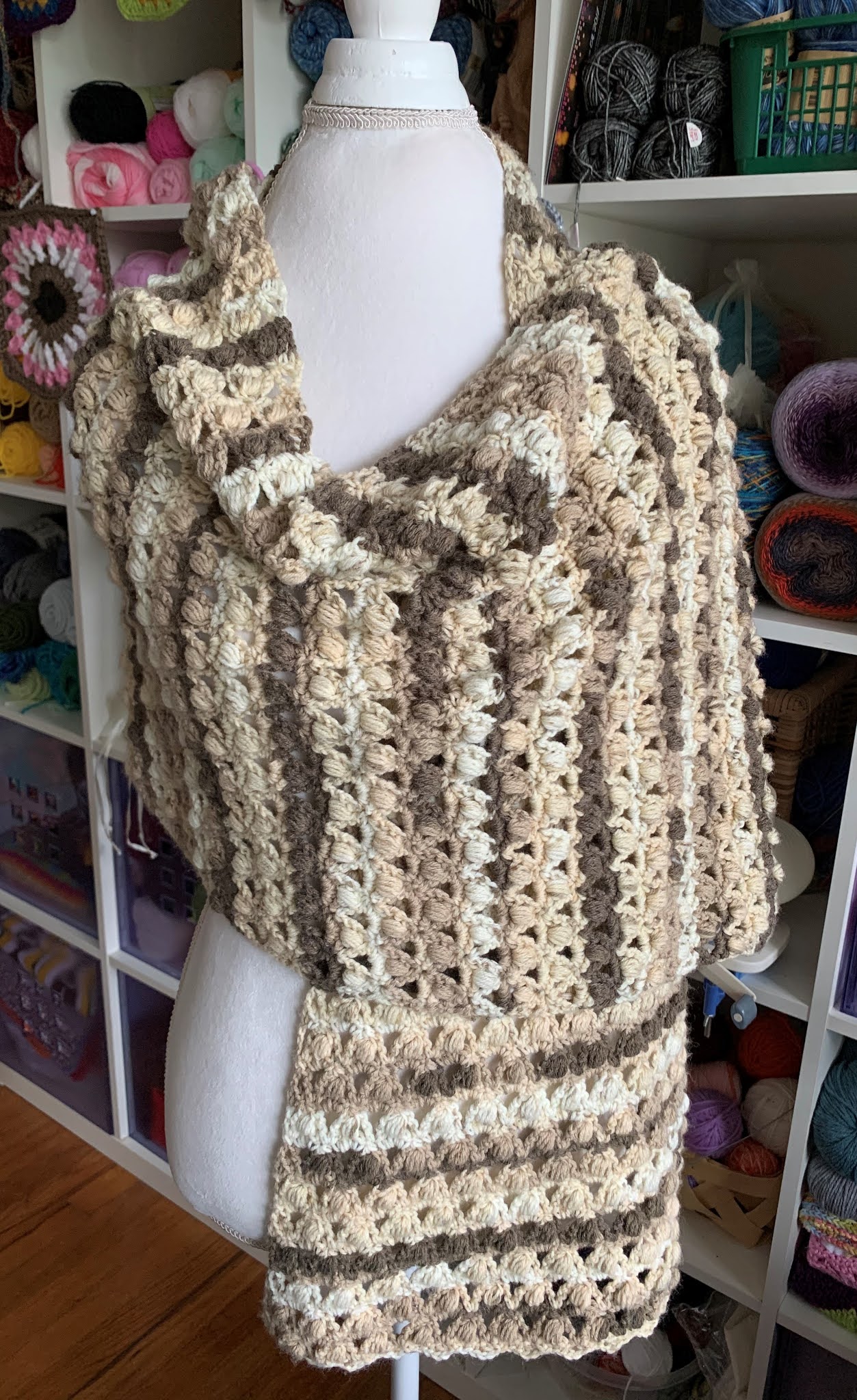 Bizzy Crochet: Cobblestone Shawl Pattern