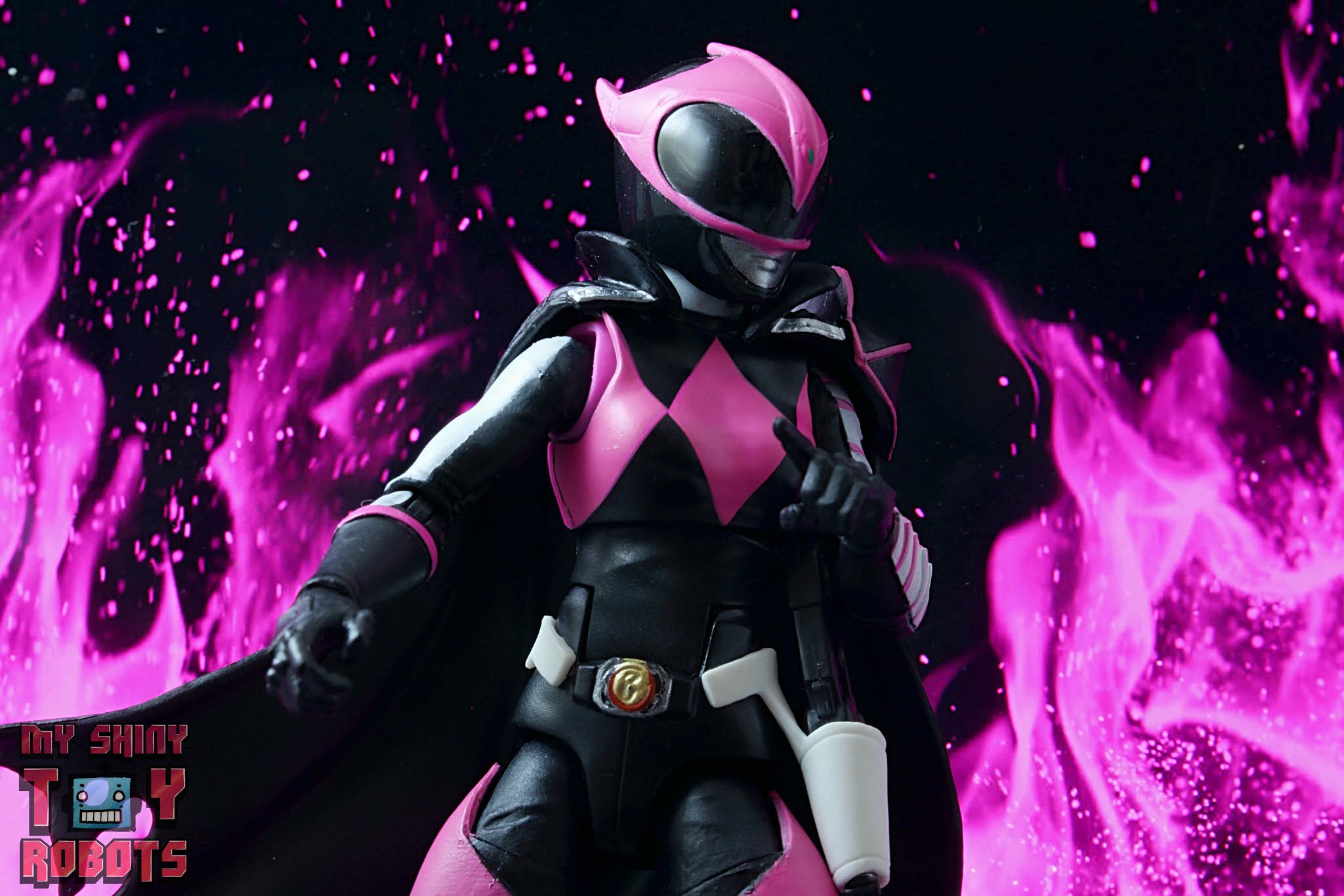 My Shiny Toy Robots: Toybox REVIEW: Power Rangers Lightning Collection ...