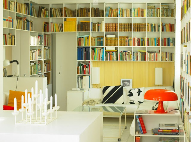 Yellow%2BLiving%2BRoom%2BInterior%2B%25284%2529