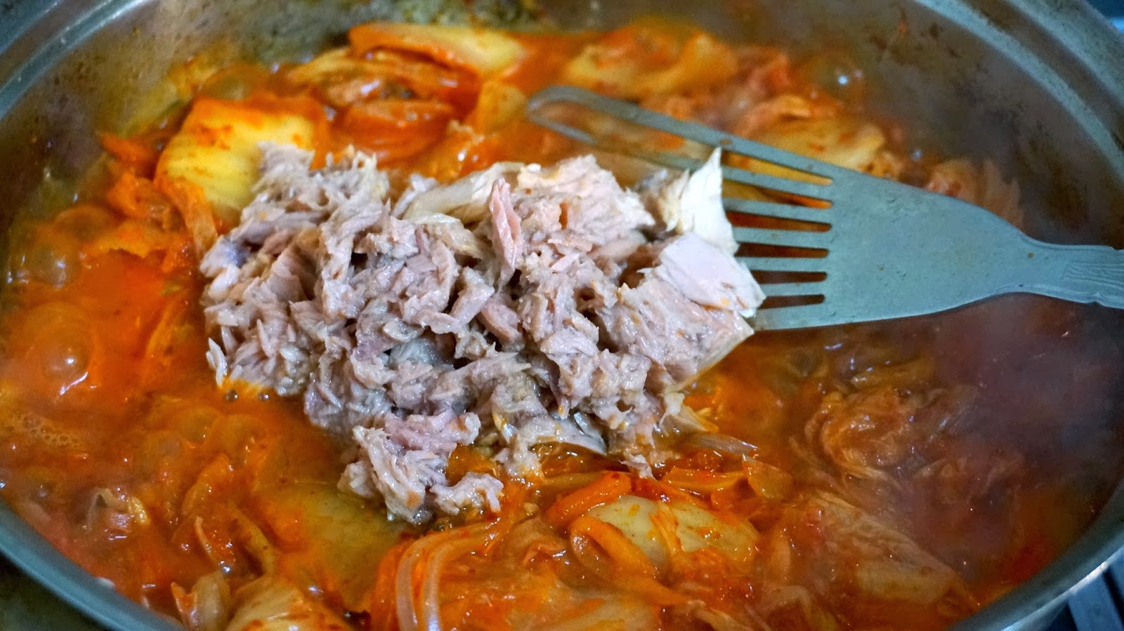 Recipe Tuna Kimchi Jjigae (참치 김치찌개)