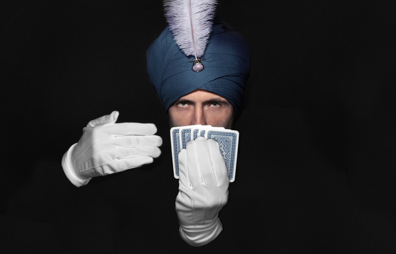 Easy Tricks to Amaze Your Friends With Cards