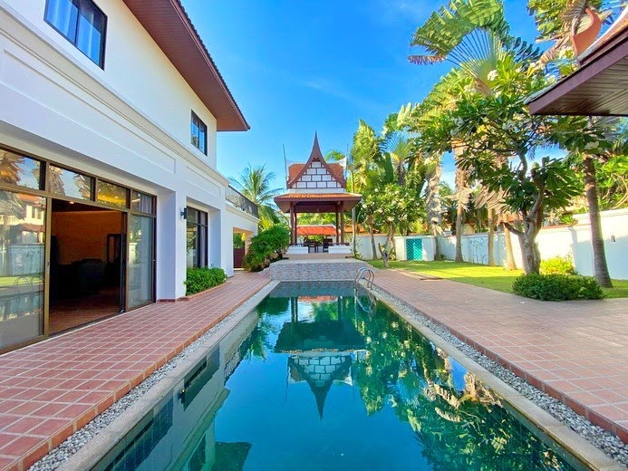 5bedroom Pool Villa for rent Pattaya Thailand