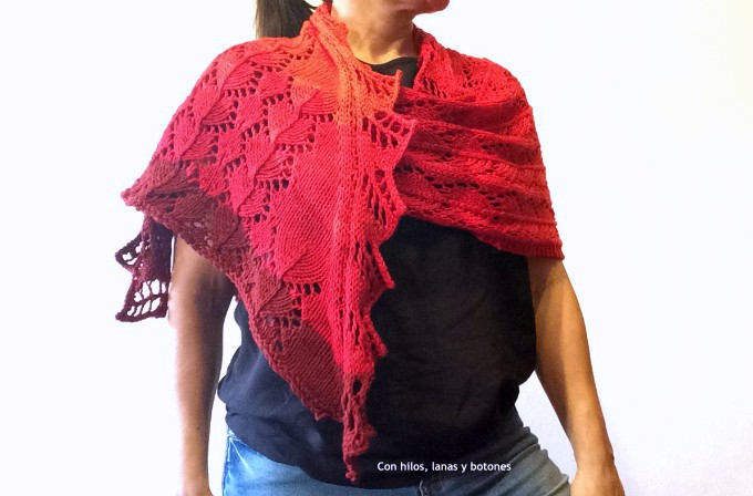 Con hilos, lanas y botones: Chal Huerta (patrón Pearl Knitter)