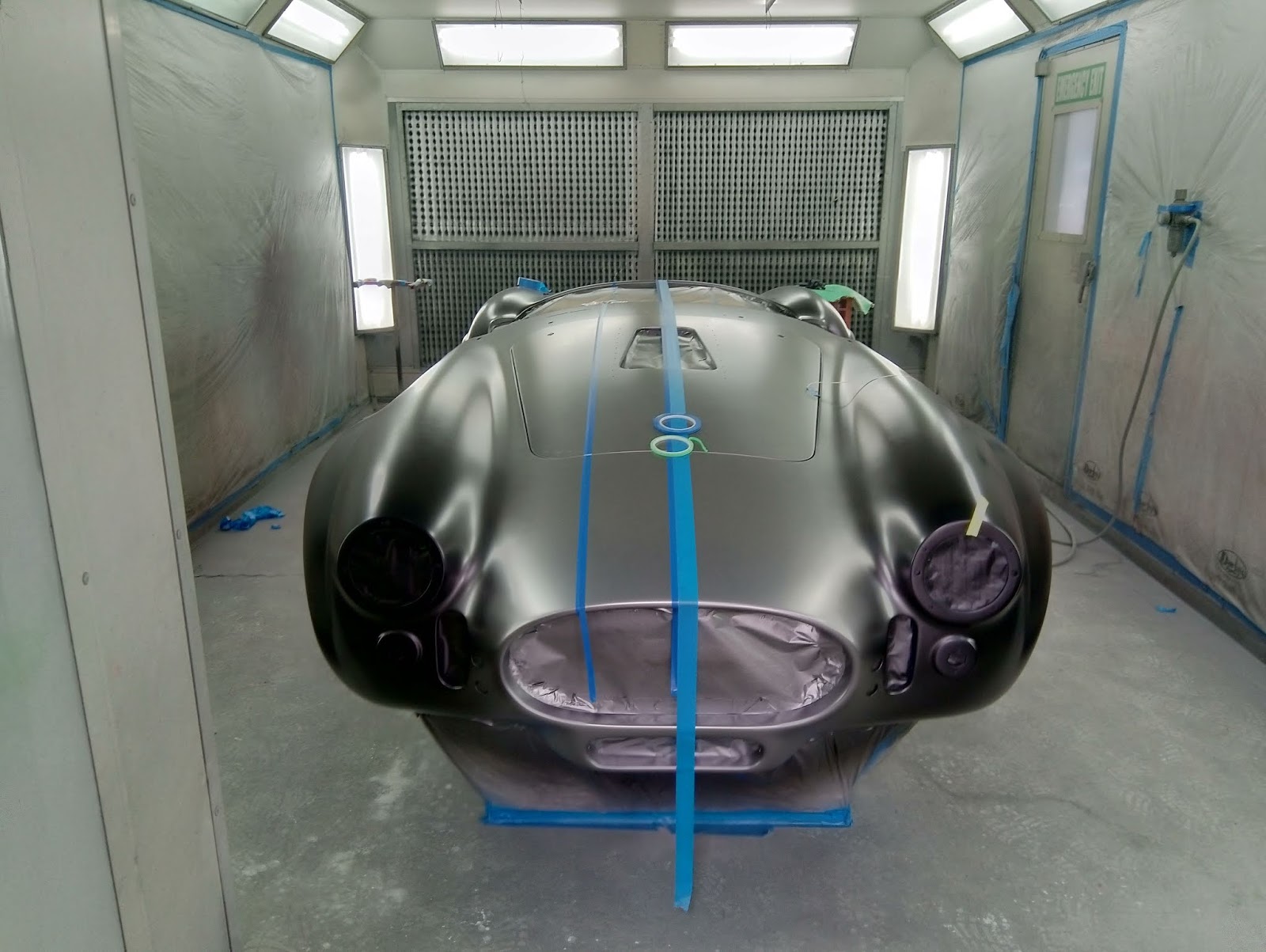 Classic Revival AC Cobra Replica SC 427 Painting progress of my Cobra