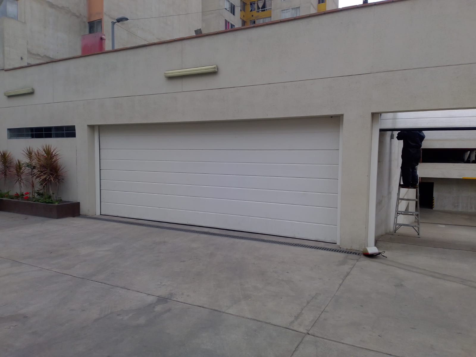 puerta garaje 6m