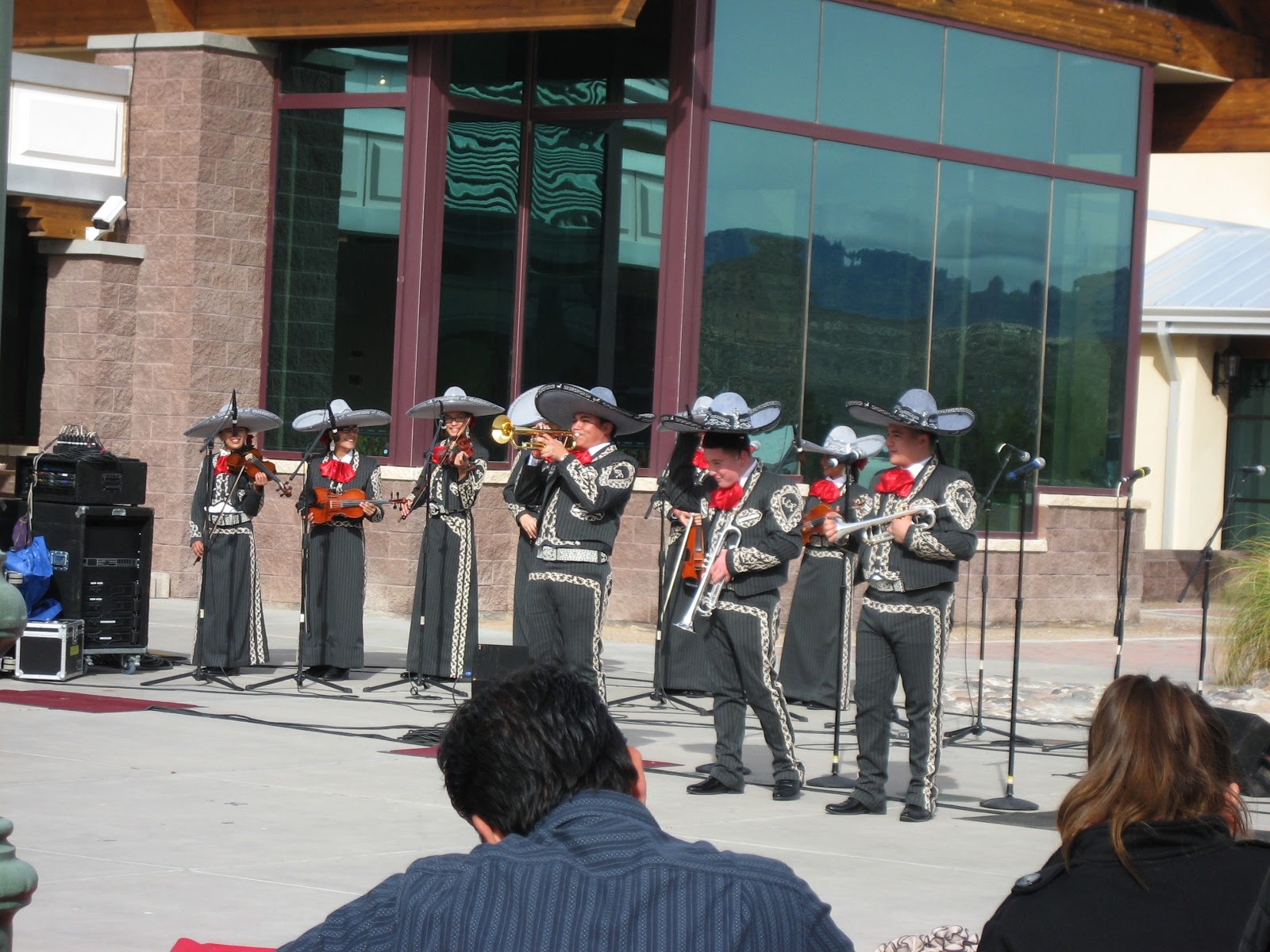 Living Rootless Las Cruces, NM Mariachi Conference Mariachi music