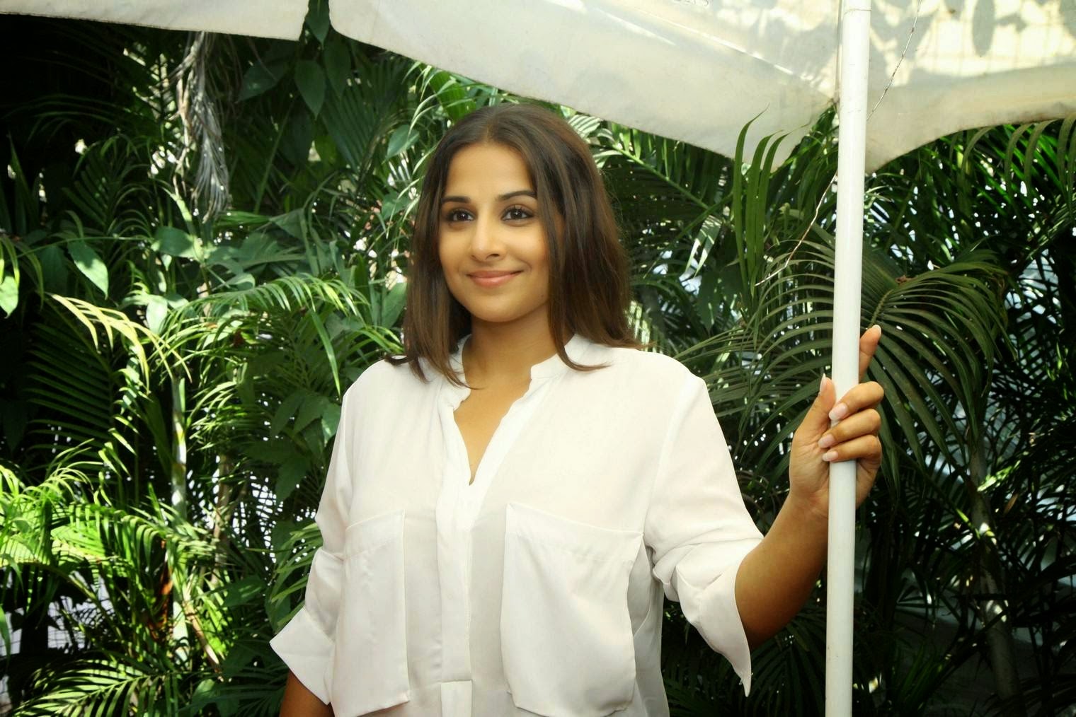 Actress%2BVidya%2BBalan%2BLatest%2BCute%