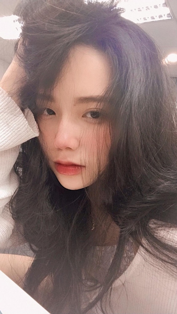 Kim Sa VETV lộ clip ảnh nóng