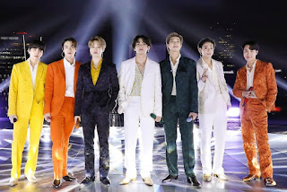 مستخدمو الأنترنت يشعرون بخيبة أمل من الصورة التشويقية الجماعية ل butter مستخدمو الأنترنت يشعرون بخيبة أمل من الصورة التشويقية الجماعية ل butter