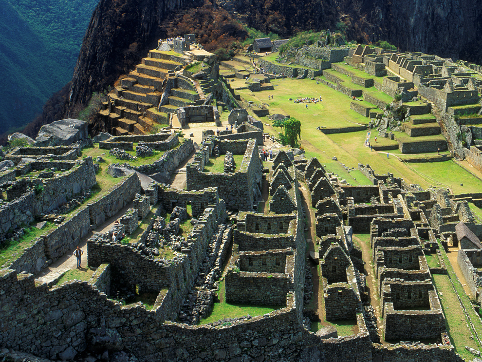 Amazing Then and Now Photographs of Machu Picchu After Excavation in