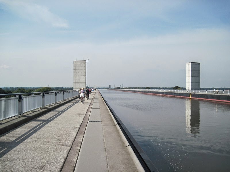 Ritebook The Stunning Magdeburg Water Bridge Germany