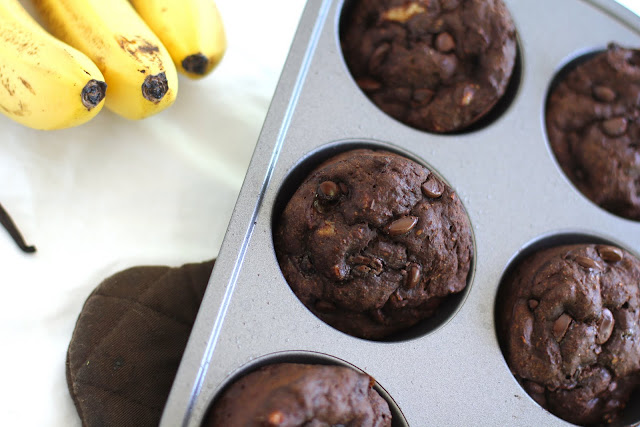 Healthy Chocolate Banana Muffins