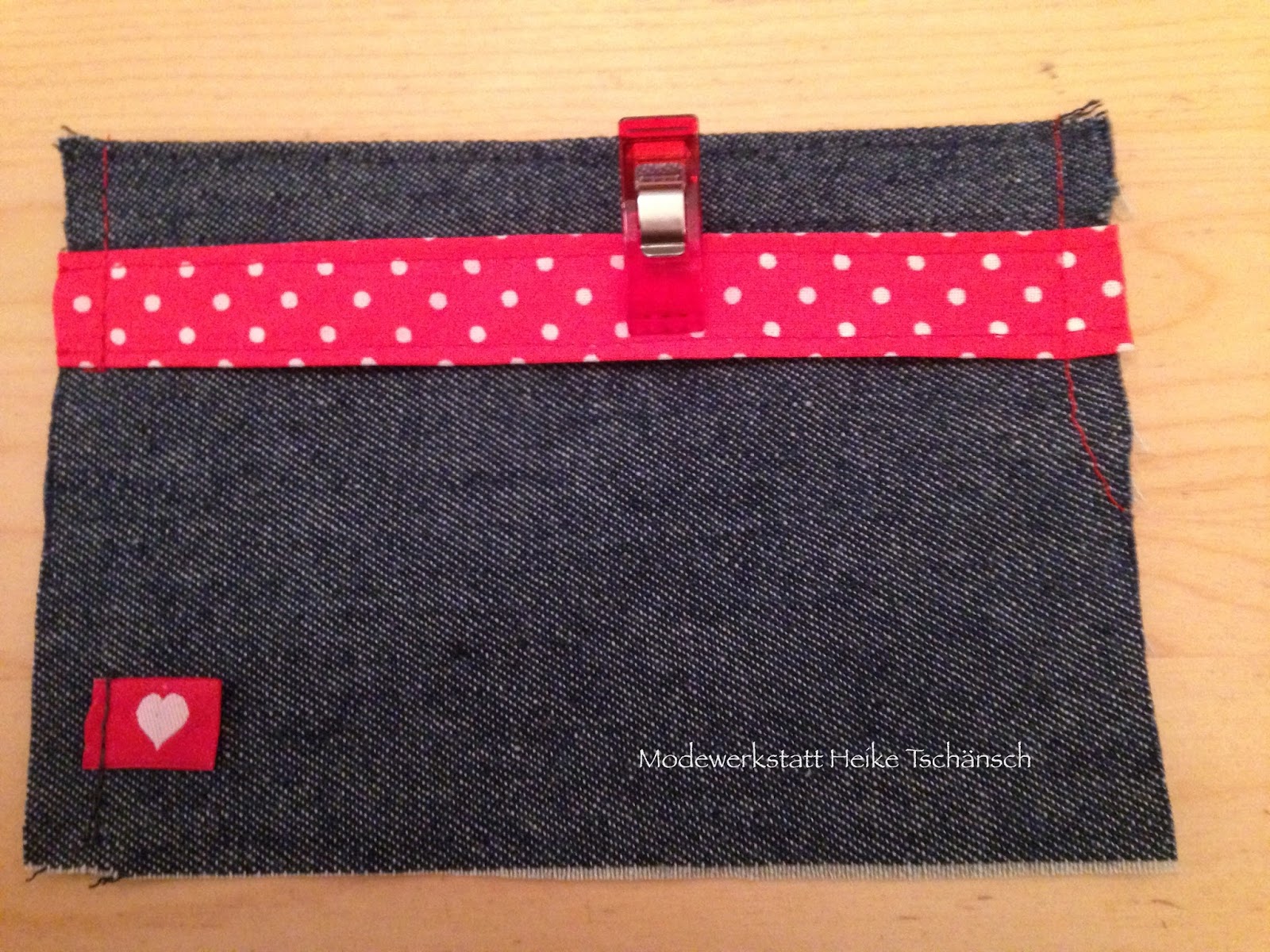 MODEWERKSTATT HT: Ein DIY für die Aufbewahrung von Nähutensilien