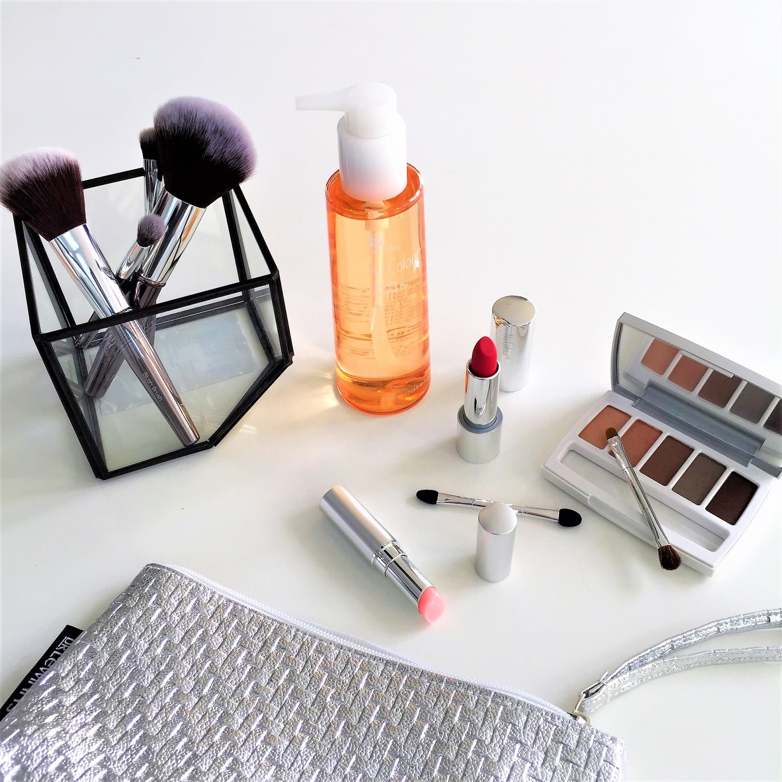 PRODUCT REVIEW NU SKIN NU COLOUR EYESHADOW, LIPSTICK, LIP PLUMPING