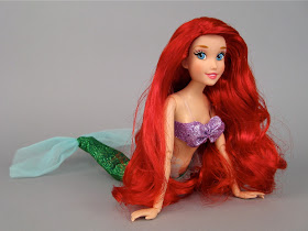 Disney store best sale ariel classic doll