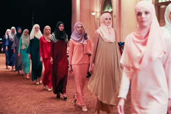 http://bm.zalora.com.my/women/pakaian-tradisional/hijab/