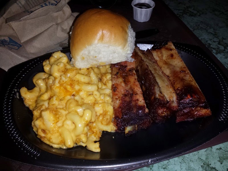Watch Me Eat Terrace BBQ at SeaWorld Orlando
