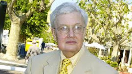 Roger Ebert dies of cancer pic