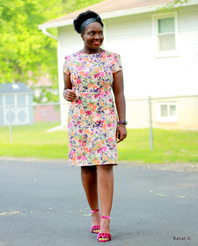 My DIY Dress Series #1: The Floral Print Dress + McCalls 7714 Pattern ...