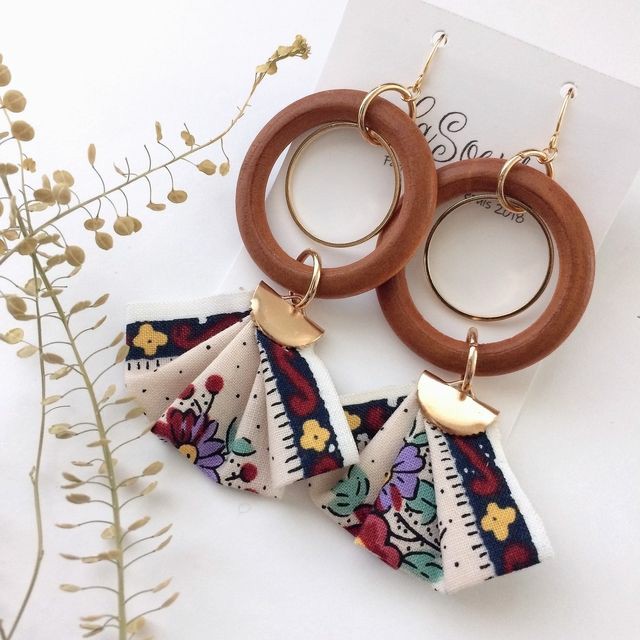 Japanese earrings designs