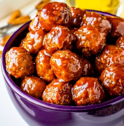 CROCK POT GRAPE JELLY MEATBALLS