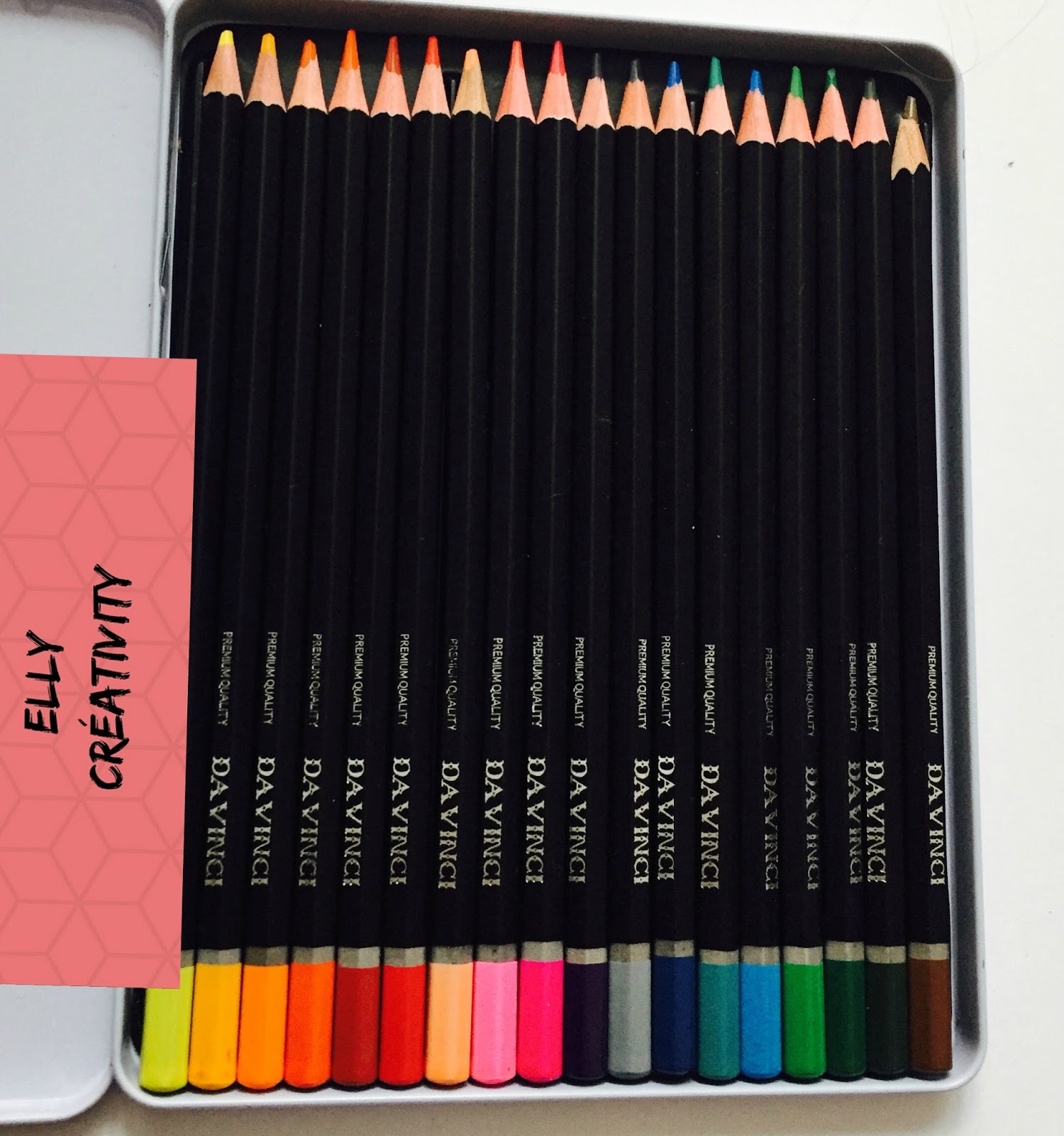 CRAYONS DE COULEURS ACTION TOP OU FLOP ? Elly Créativity