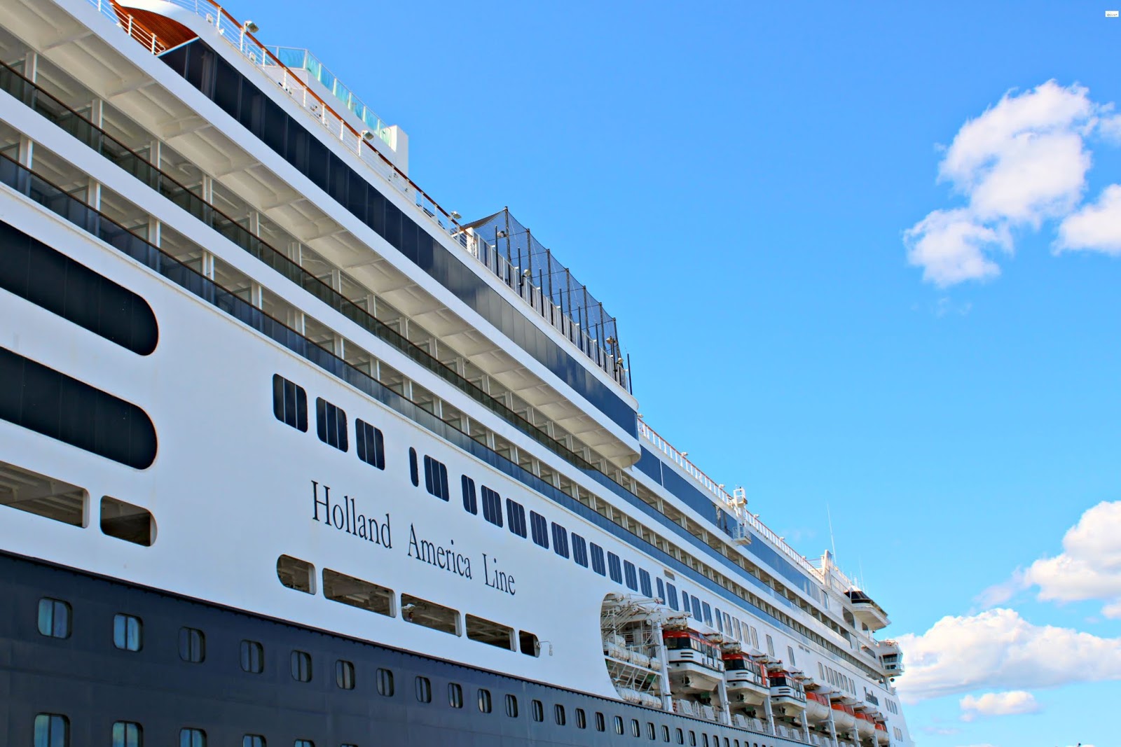 Zaandam Ship (Holland America Cruise) Review Caravan