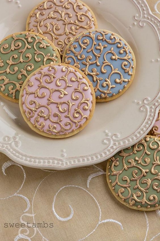 How to make gold royal icing Top Food Inspiration