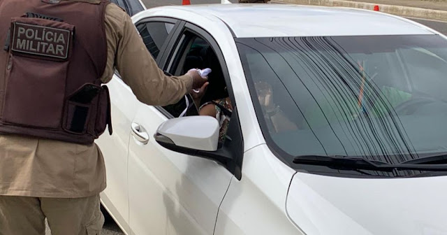 Drive-thru solidário arrecada 8 toneladas de alimentos em Vitória da Conquista