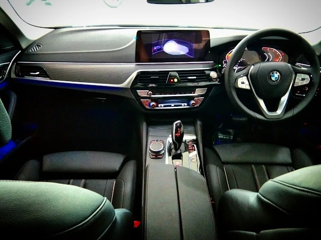 interior bmw seri 5 model baru 2021
