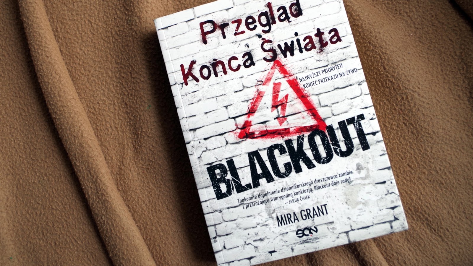 blackout-mira-grant