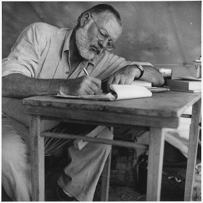 Ernest-Hemingwa-author