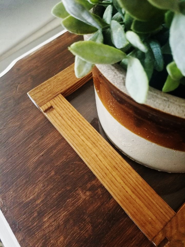 The Quaint Sanctuary { DIY Faux Farmhouse WoodGrain Coffee Table Top }