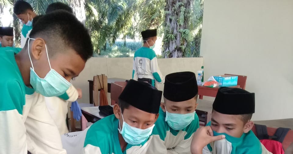 Kenalkan Siswa Organ Dalam Secara Langsung Dengan Membedah Kenalkan Siswa Organ Dalam Secara Langsung Dengan Membedah
