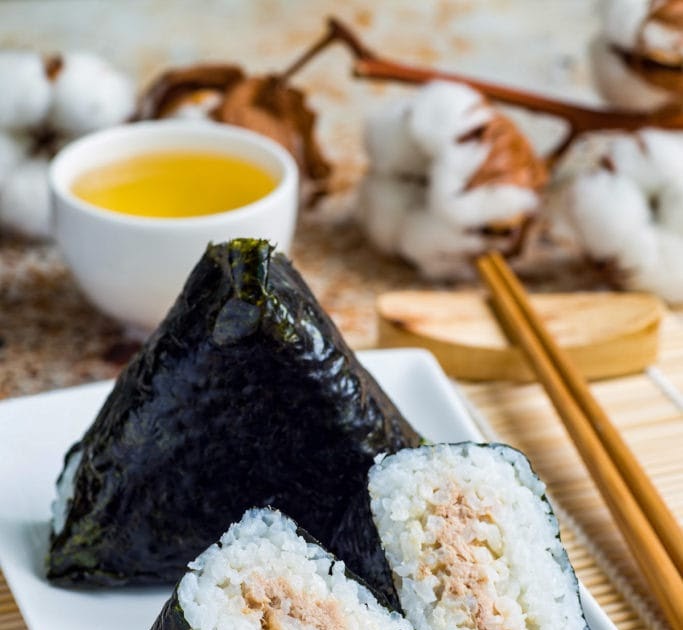 Easy Japanese Onigiri Recipe