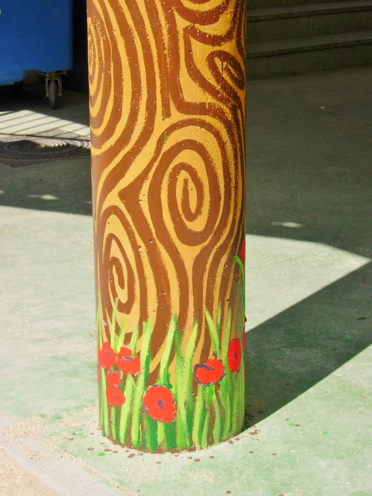 Pinturas y murales infantiles: Columnas de un patio