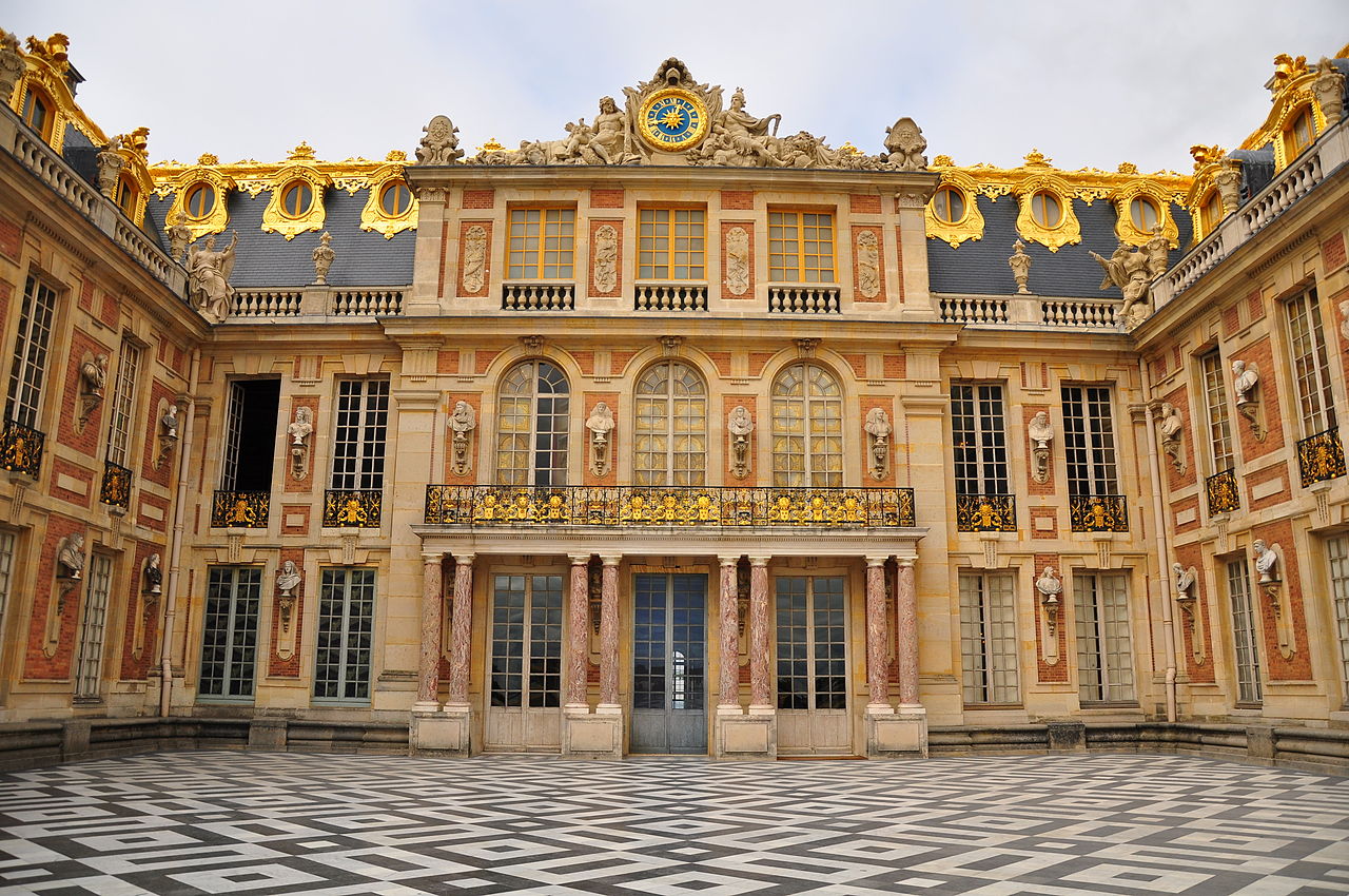palace-of-versailles-paris-france-with-map-photos