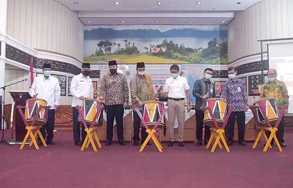 Pertama di Sumbar, Gubernur Launching Padang Panjang Sebagai Kota Koperasi Syariah