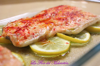 Salmón al azafrán