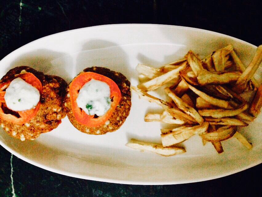 Navratri special...!! Potato cutlet with coriander yogurt dip and
