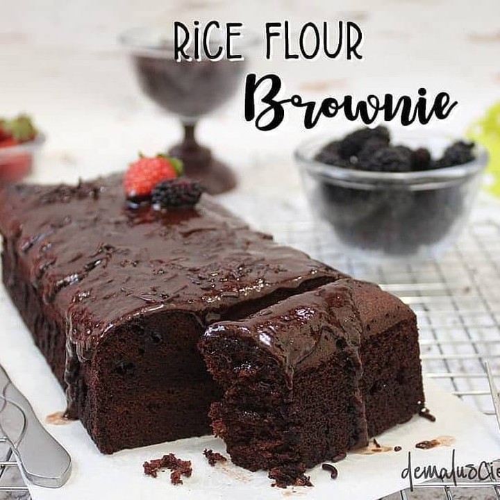 STEAMED RICE FLOUR BROWNIE BERBAGI RESEP