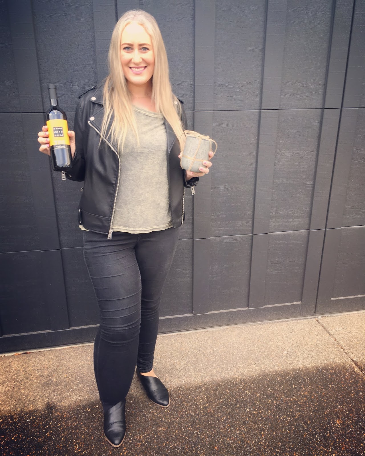 universal thread wenda booties