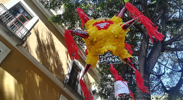 Presenta ayuntamiento de Puebla “La calle de las piñatas”