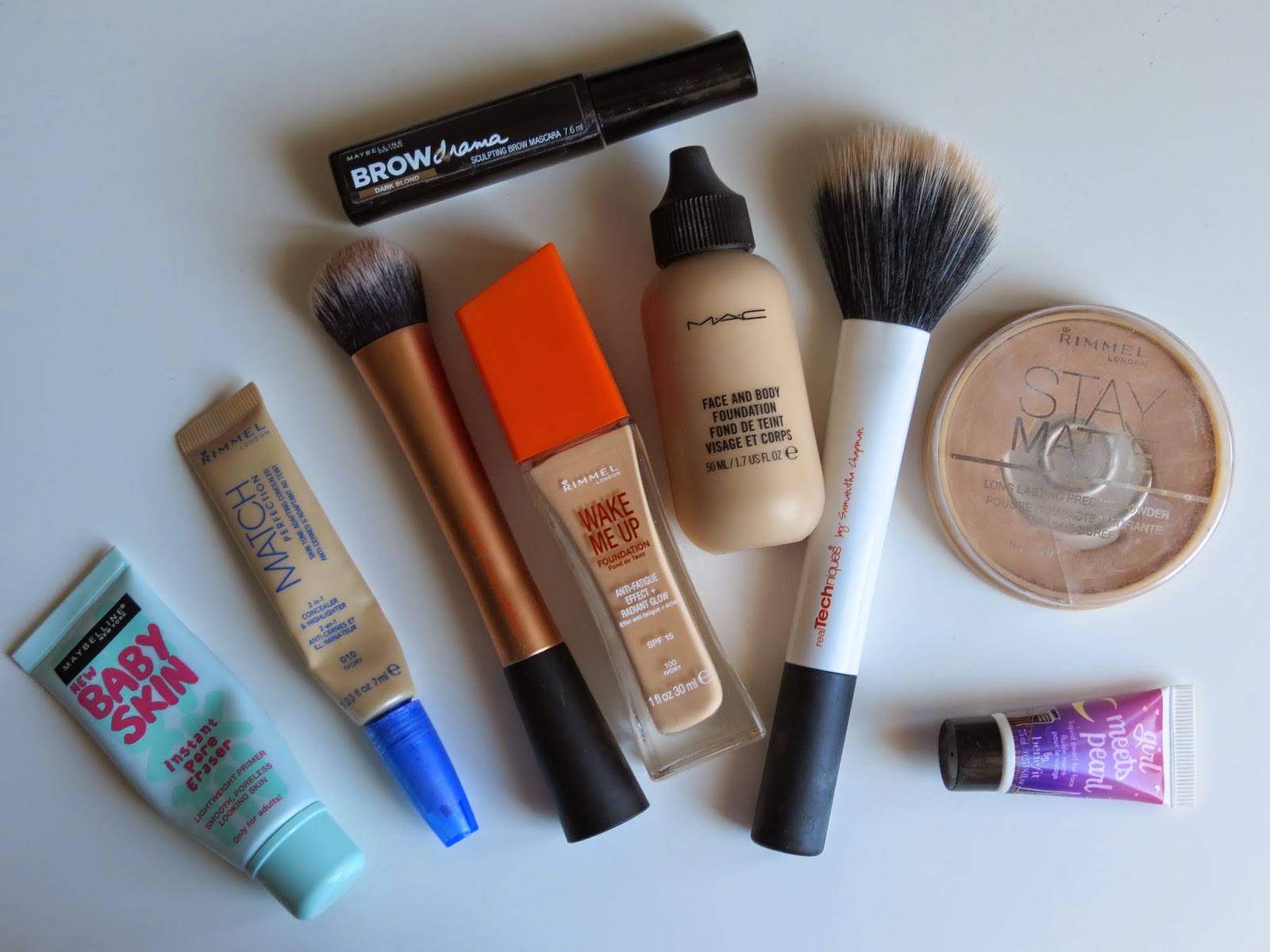 My Foundation and Brow Routine | Queen of Quirk