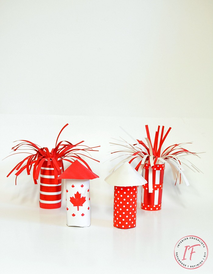 Add some extra fun to your Canada Day OR 4th of July wiener roasts with these DIY Patriotic Toilet Paper Roll Sparkler and Rocket Style Fire Starters!