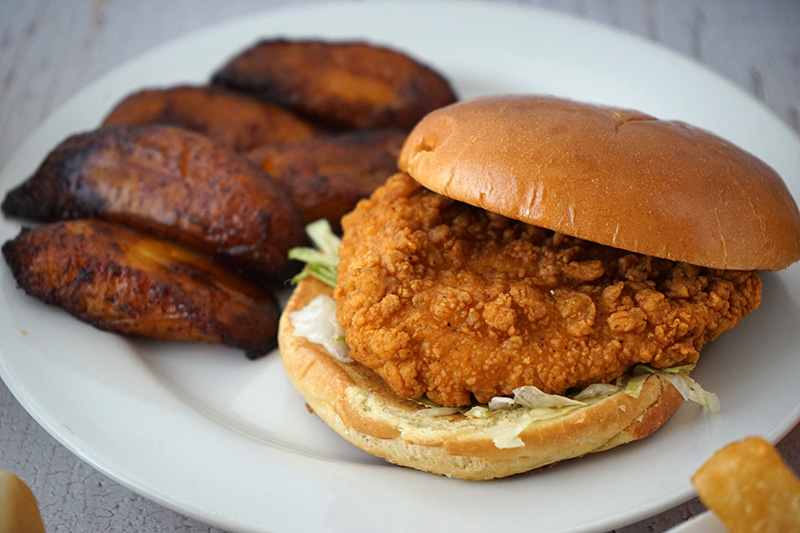 Pollo Campero Vegas and Food