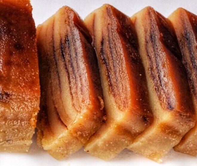 Classic Christmas Desserts from Around the World Grapes Grains