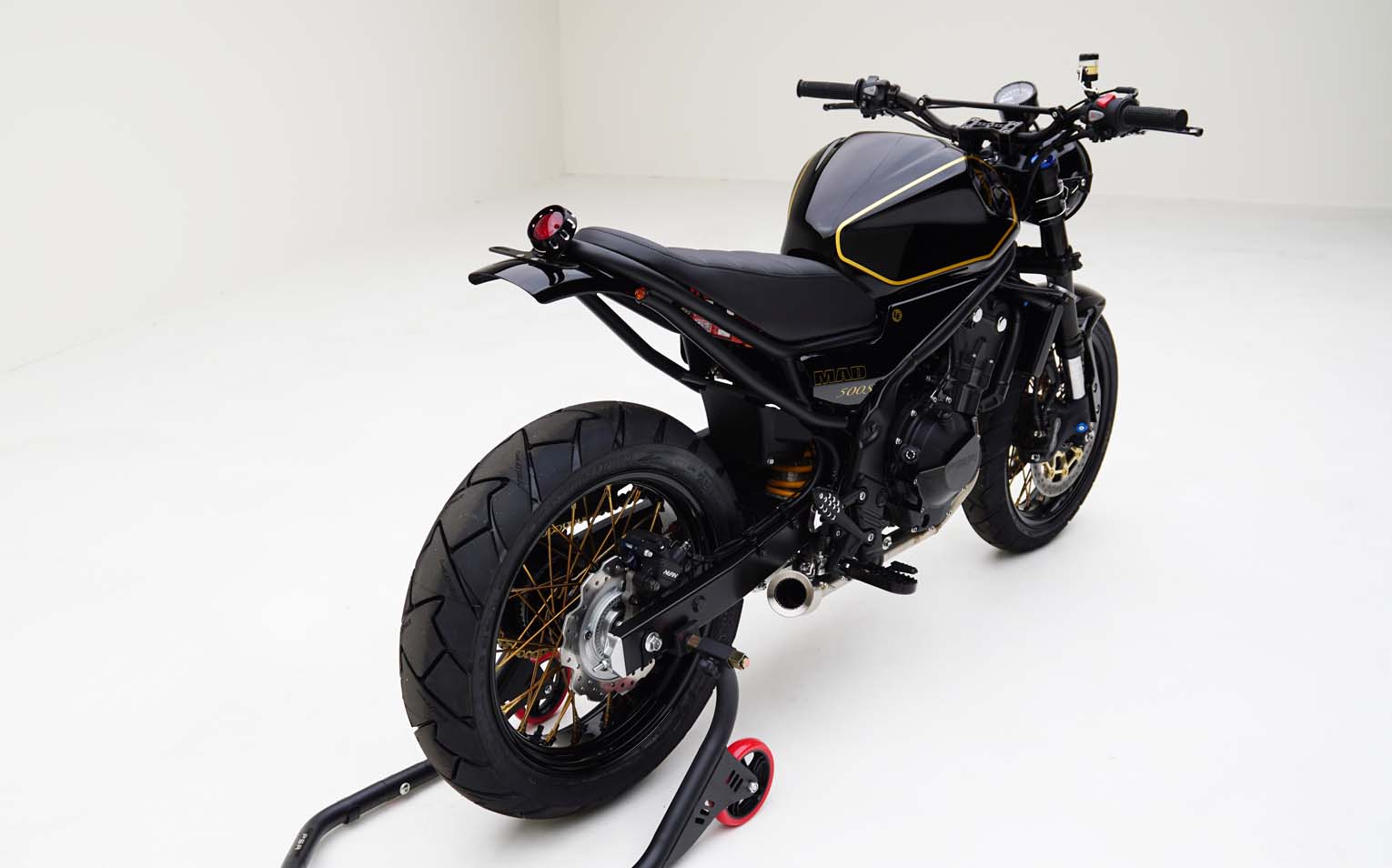 Cafe Racer Special: Honda CB500F Scrambler by MAD Industries - Lossa ...