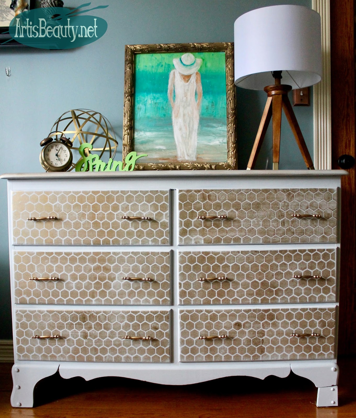 ART IS BEAUTY: Gray and Gold Distressed HoneyComb Stencilled Dresser ...