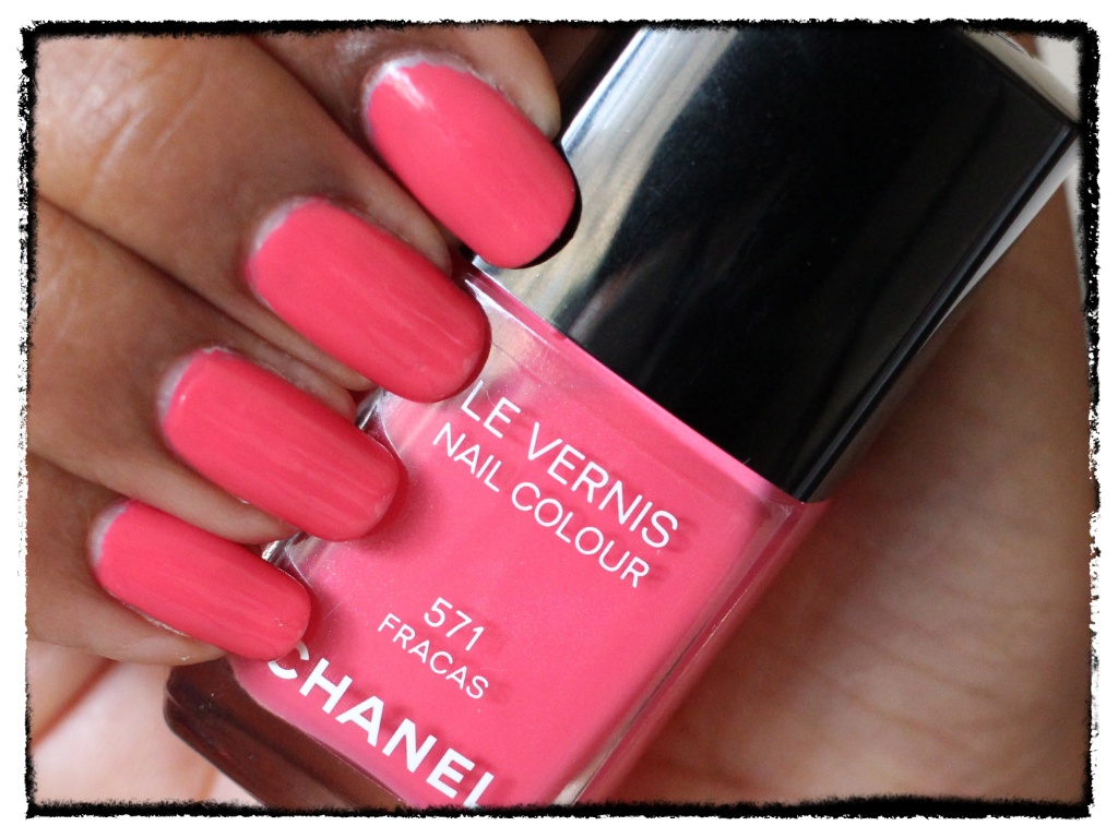 The Nails: CHANEL Fracas - Beauty Passionista